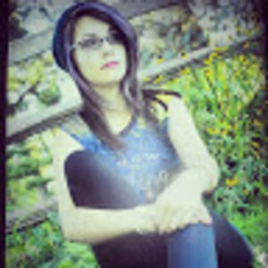 Meet your Posher, Tori renee